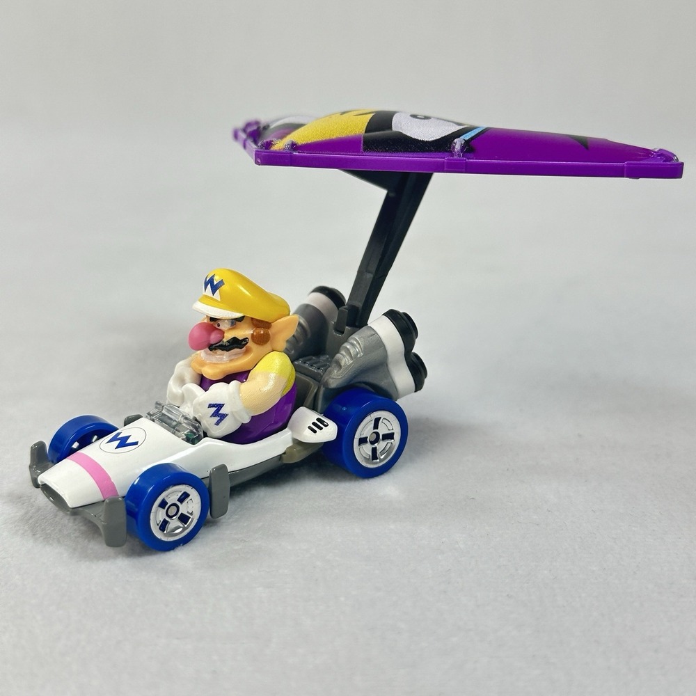 Hot Wheels Mario Kart Wario Glider Toy Yellow Non Riding Vehicle